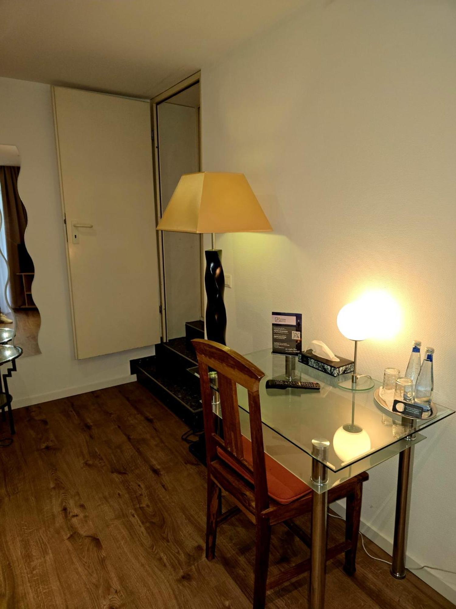 דיסלדורף Hotel Stern מראה חיצוני תמונה