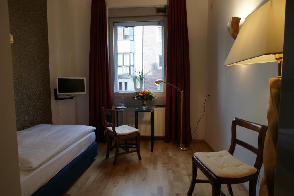 דיסלדורף Hotel Stern חדר תמונה