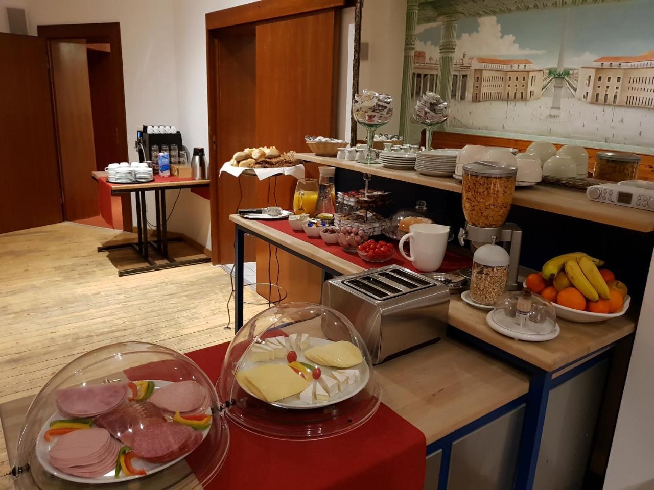 דיסלדורף Hotel Stern מראה חיצוני תמונה
