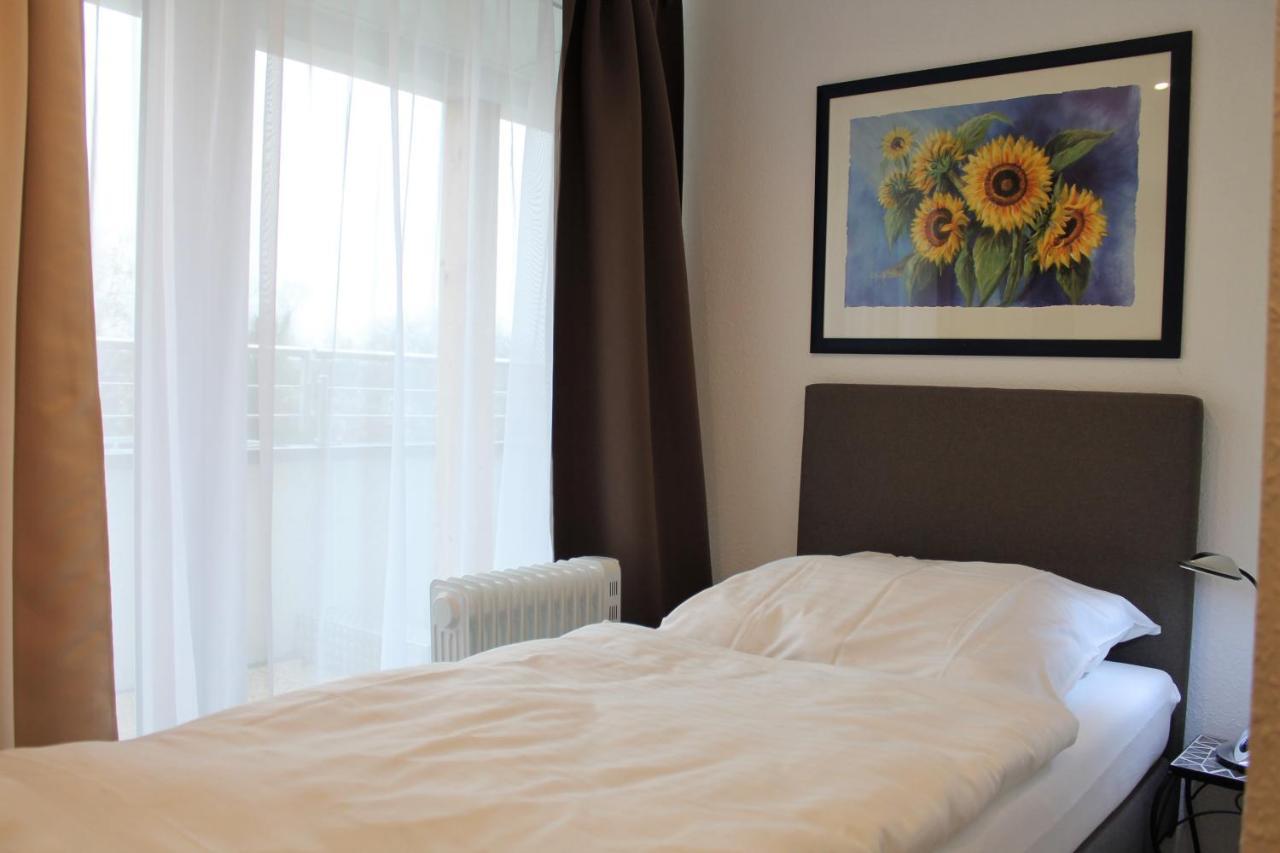 דיסלדורף Hotel Stern מראה חיצוני תמונה