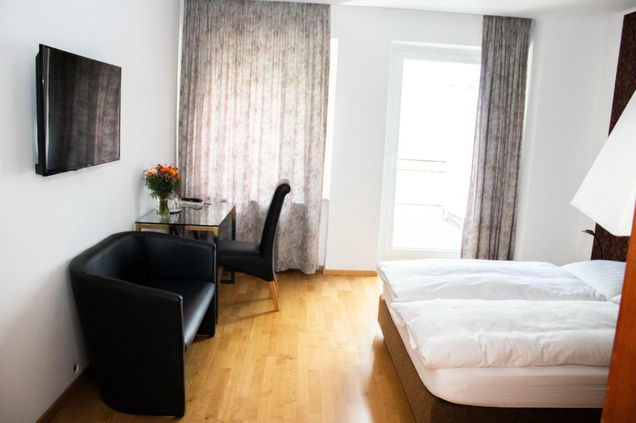 דיסלדורף Hotel Stern מראה חיצוני תמונה