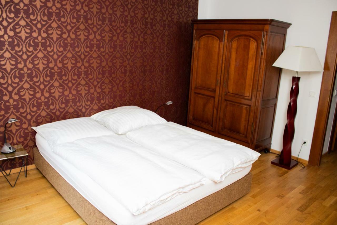 דיסלדורף Hotel Stern מראה חיצוני תמונה